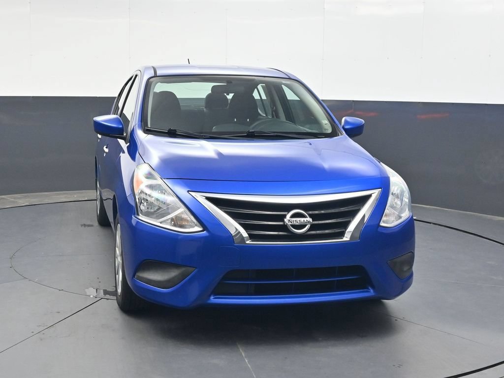 Used 2015 Nissan Versa SV FWD image 13