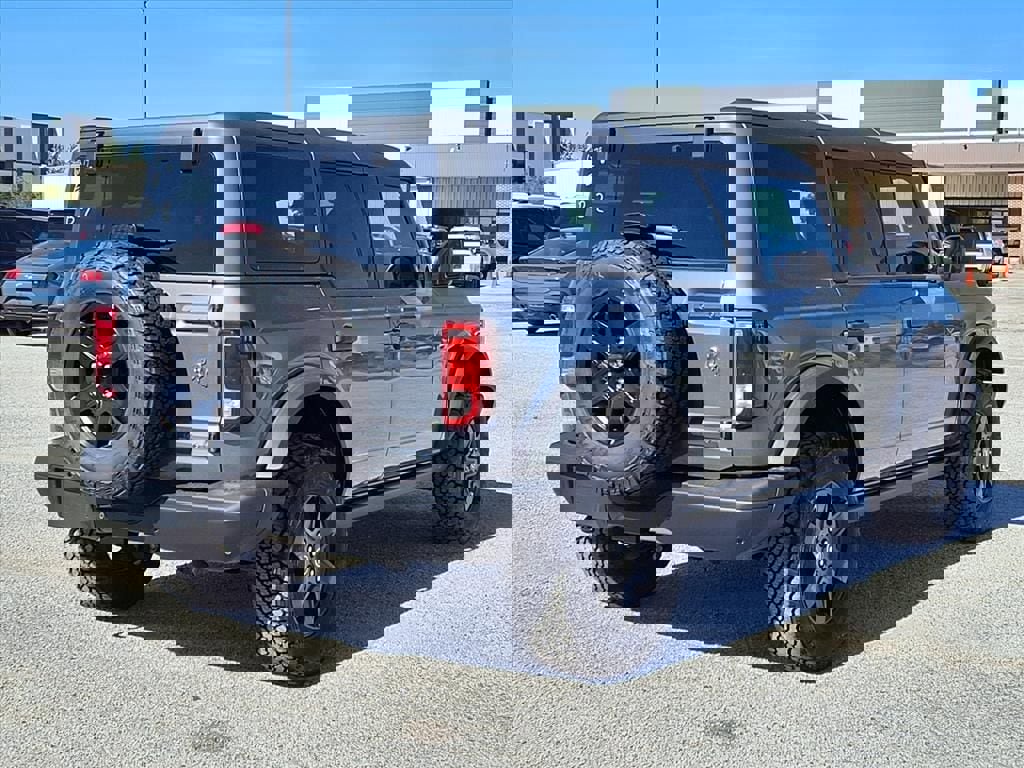 New 2025 Ford Bronco Big Bend w/ Black Diamond Package image 11