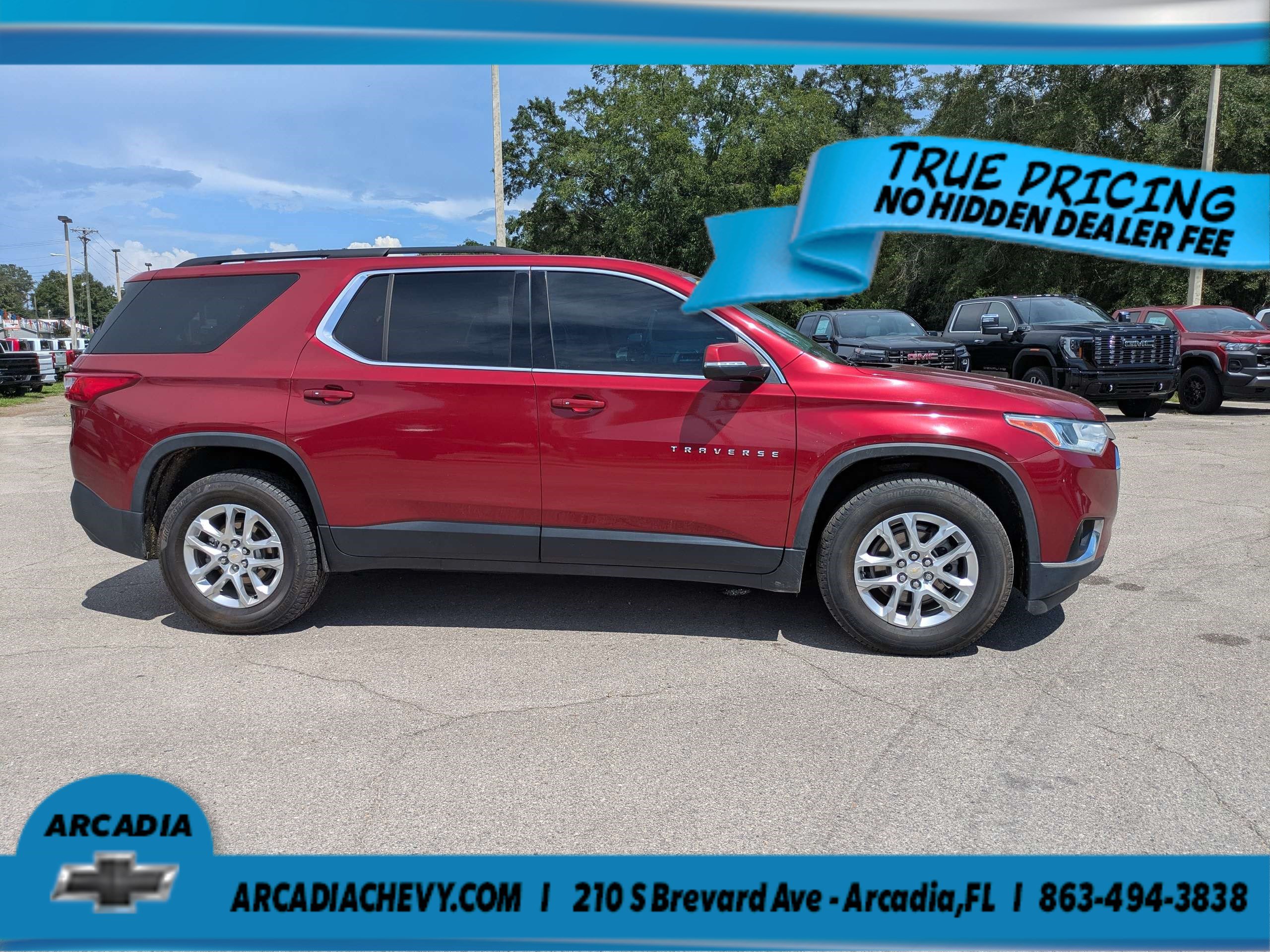 Used 2021 Chevrolet Traverse LT FWD image 3