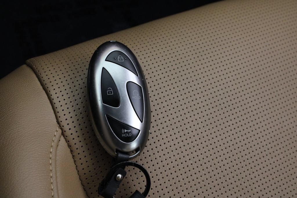 Used 2024 Hyundai Santa Fe Limited FWD image 33