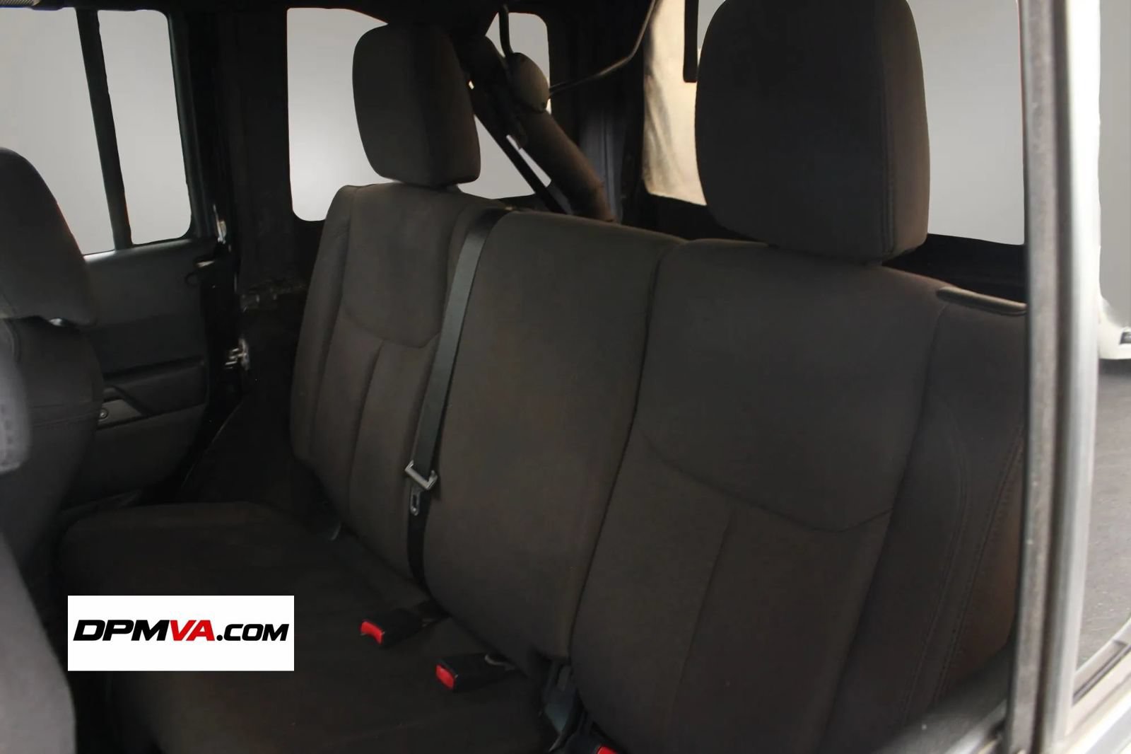 Used 2017 Jeep Wrangler Unlimited Sport w/ Quick Order Package 24S AWD/4WD image 17