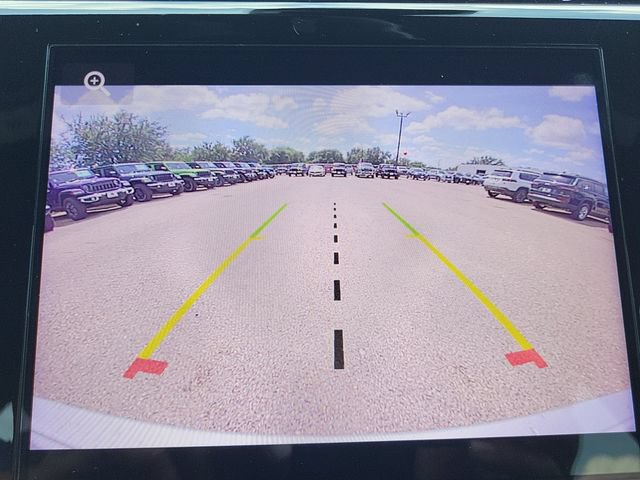 Used 2023 Jeep Grand Cherokee Altitude RWD image 16