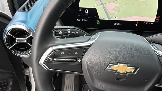 Certified 2025 Chevrolet Equinox EV LT w/ Convenience Package image 22