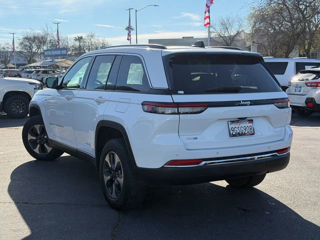 Used 2023 Jeep Grand Cherokee 4WD 4xe image 9