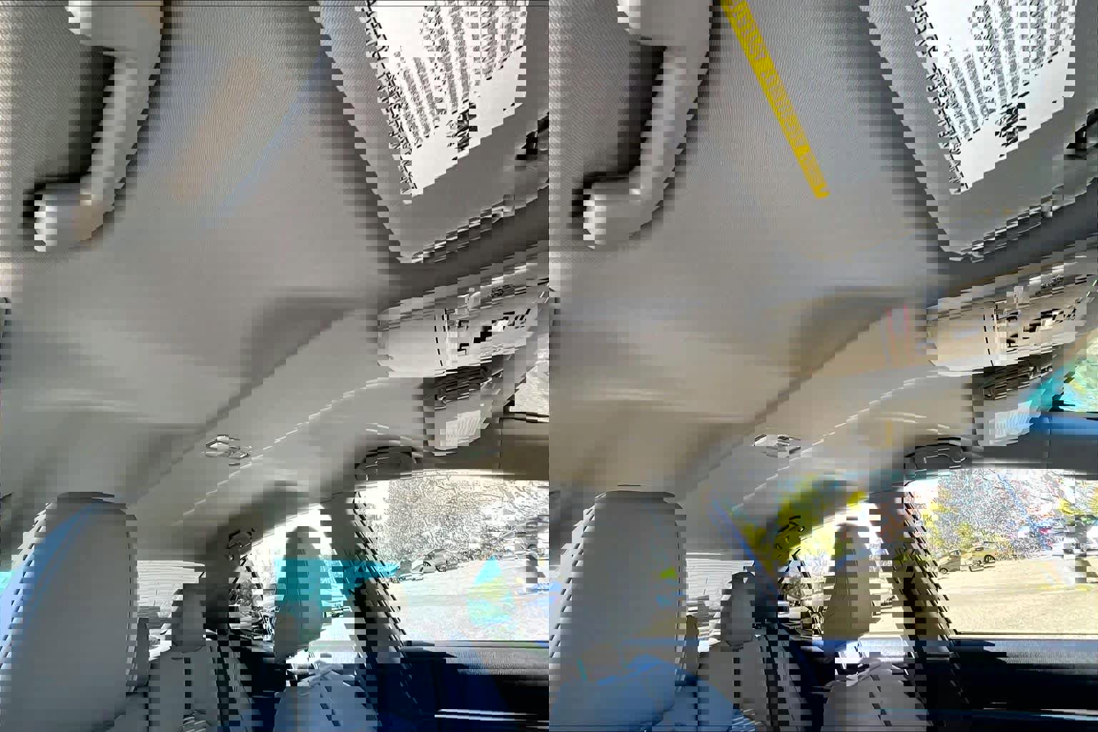 Certified 2022 Toyota Camry SE image 13