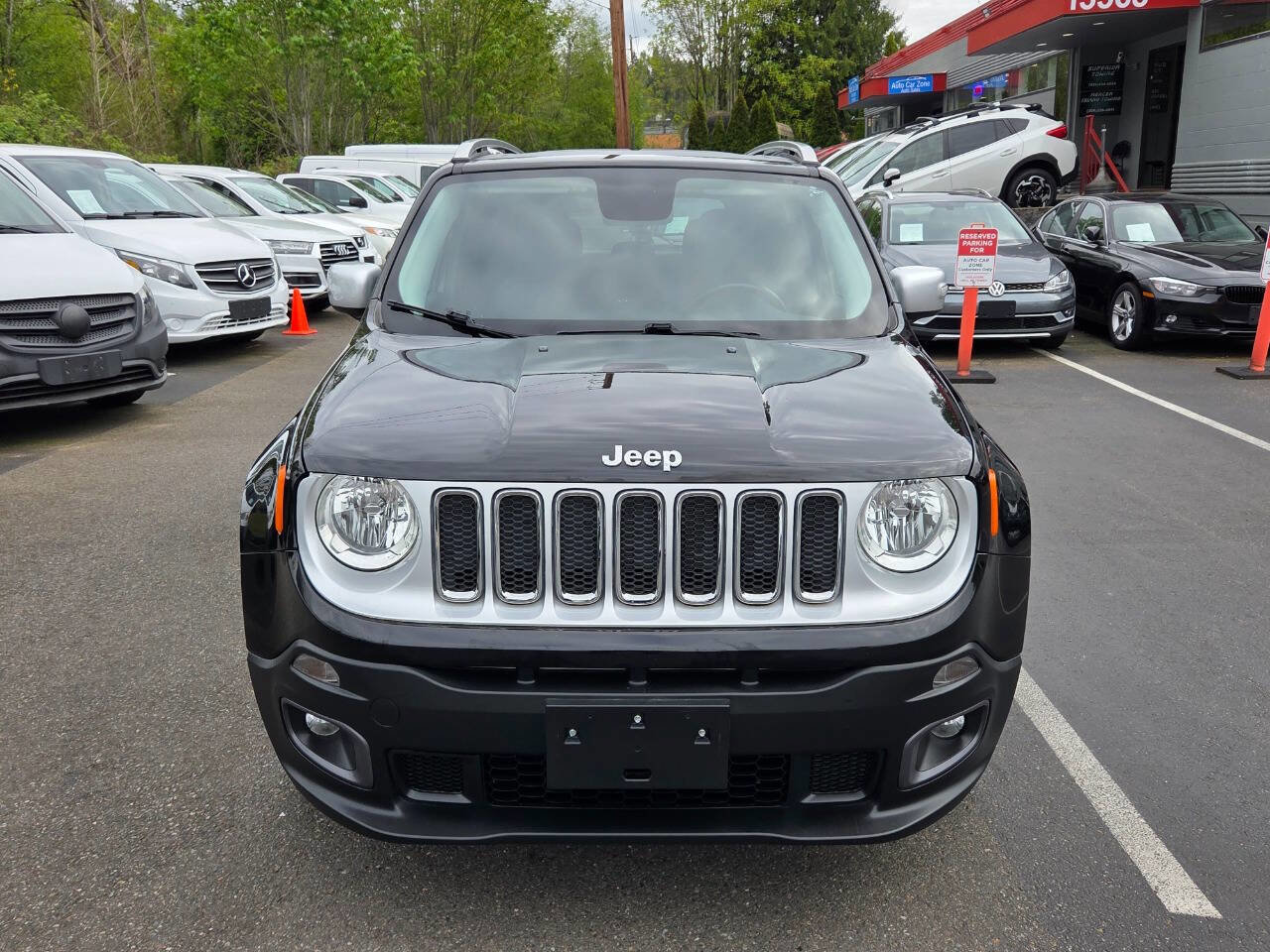 Used 2016 Jeep Renegade Limited FWD image 2