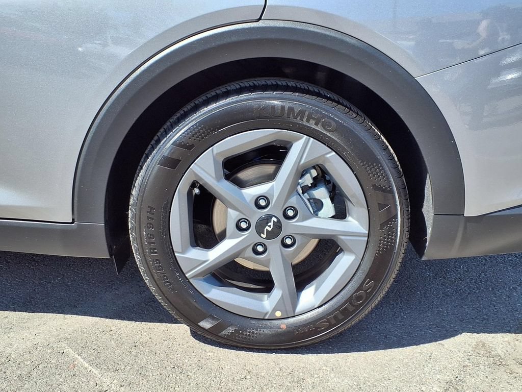 Used 2025 Kia K4 FWD image 7