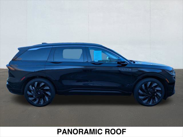 Used 2024 Lincoln Nautilus Black Label w/ Jet Appearance Package (87T) image 6