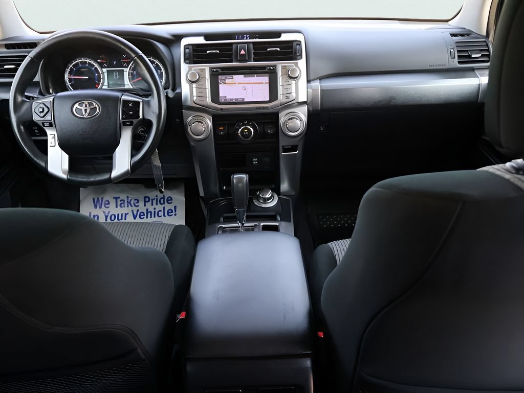 Used 2019 Toyota 4Runner SR5 AWD/4WD image 18