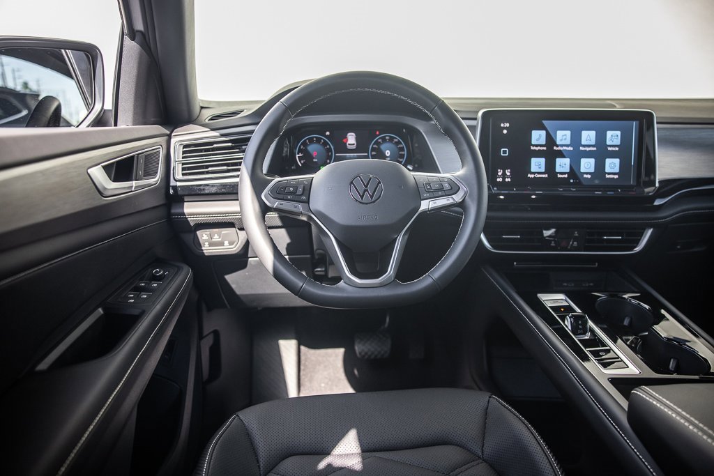 New 2026 Volkswagen Atlas Cross Sport SE image 7