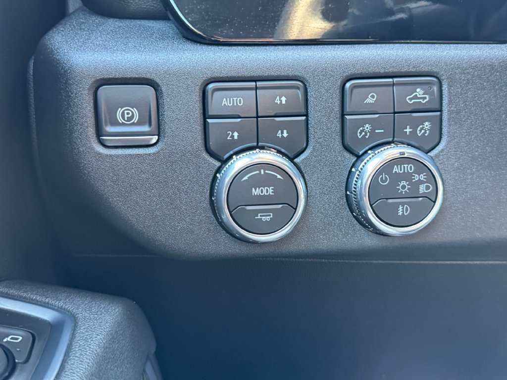 Used 2026 GMC Sierra 1500 Elevation w/ Elevation Premium Package AWD/4WD image 29