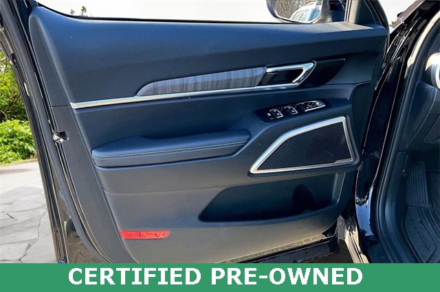 Used 2023 Kia Telluride EX w/ EX Captain's Chair Package image 22