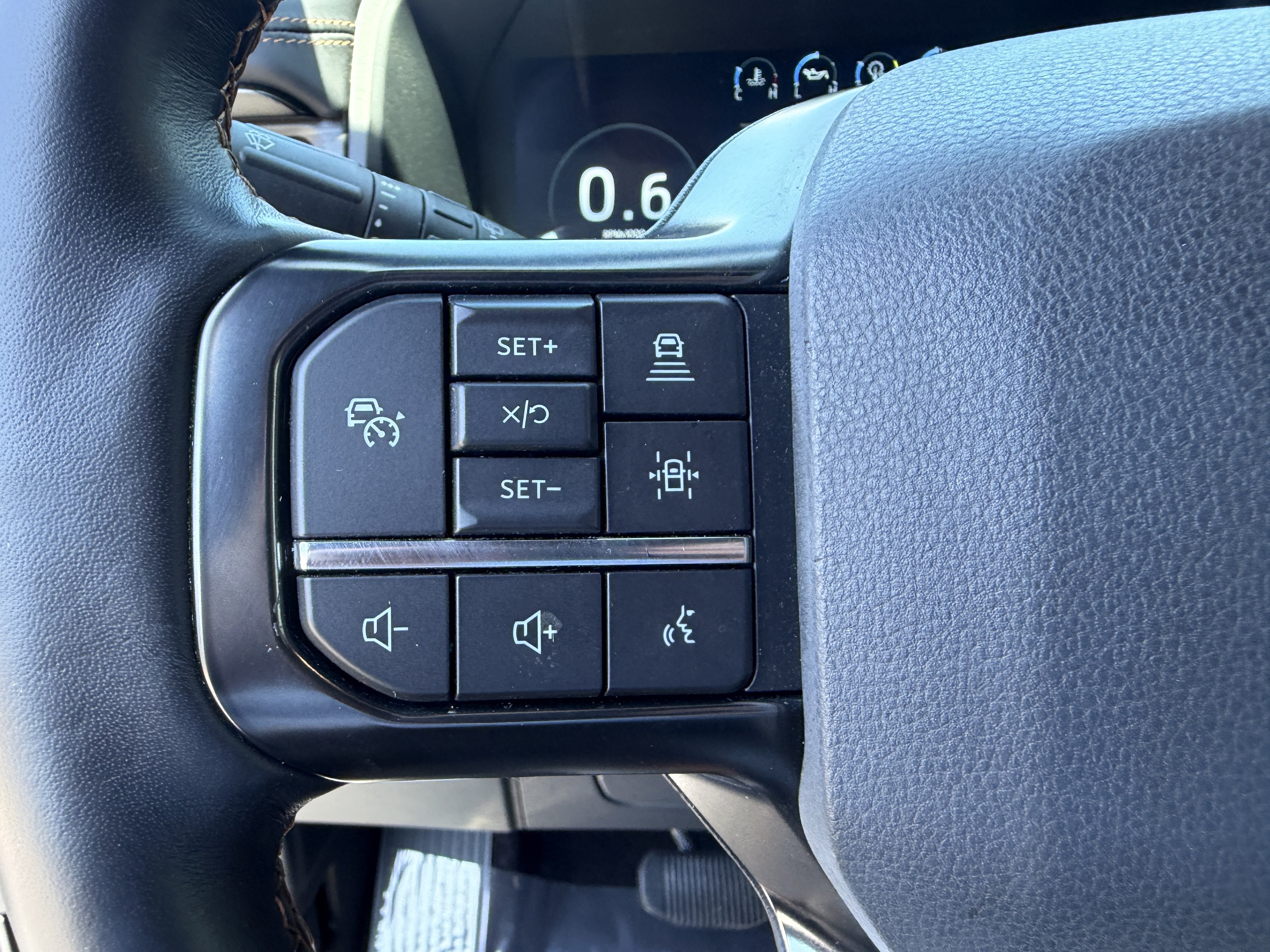 Used 2023 Ford Expedition Platinum AWD/4WD image 32