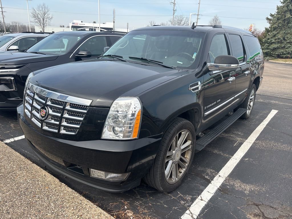 Used 2009 Cadillac Escalade ESV AWD image 3