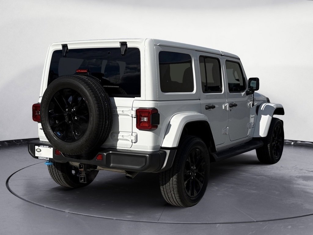 Used 2023 Jeep Wrangler Unlimited Sahara image 7