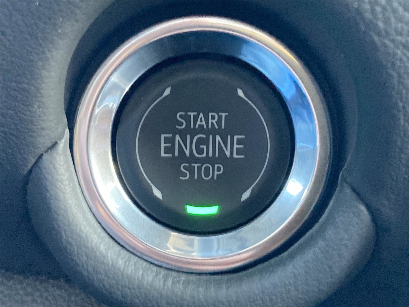 New 2026 Chevrolet Suburban Premier image 17