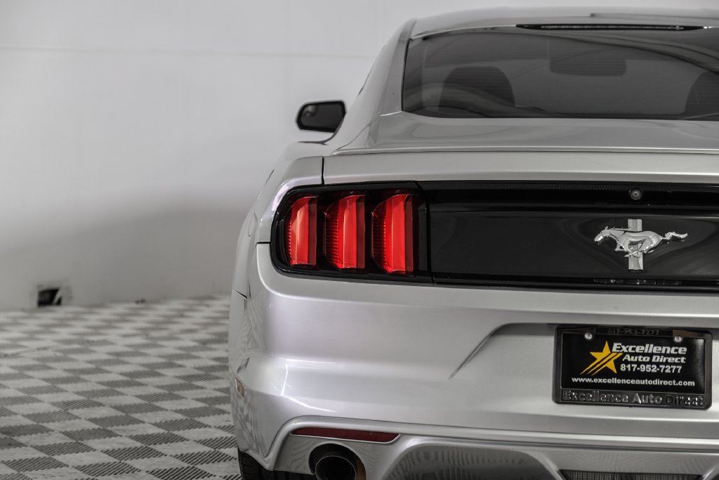 Used 2016 Ford Mustang Coupe w/ Equipment Group 051A RWD image 45