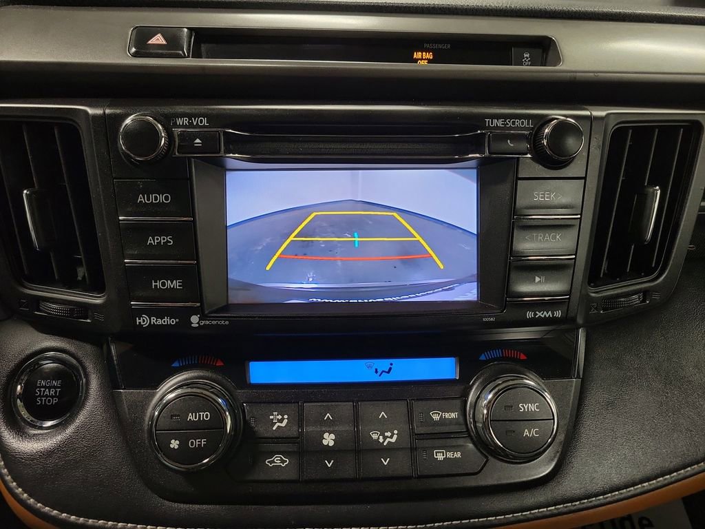 Used 2016 Toyota RAV4 SE image 19