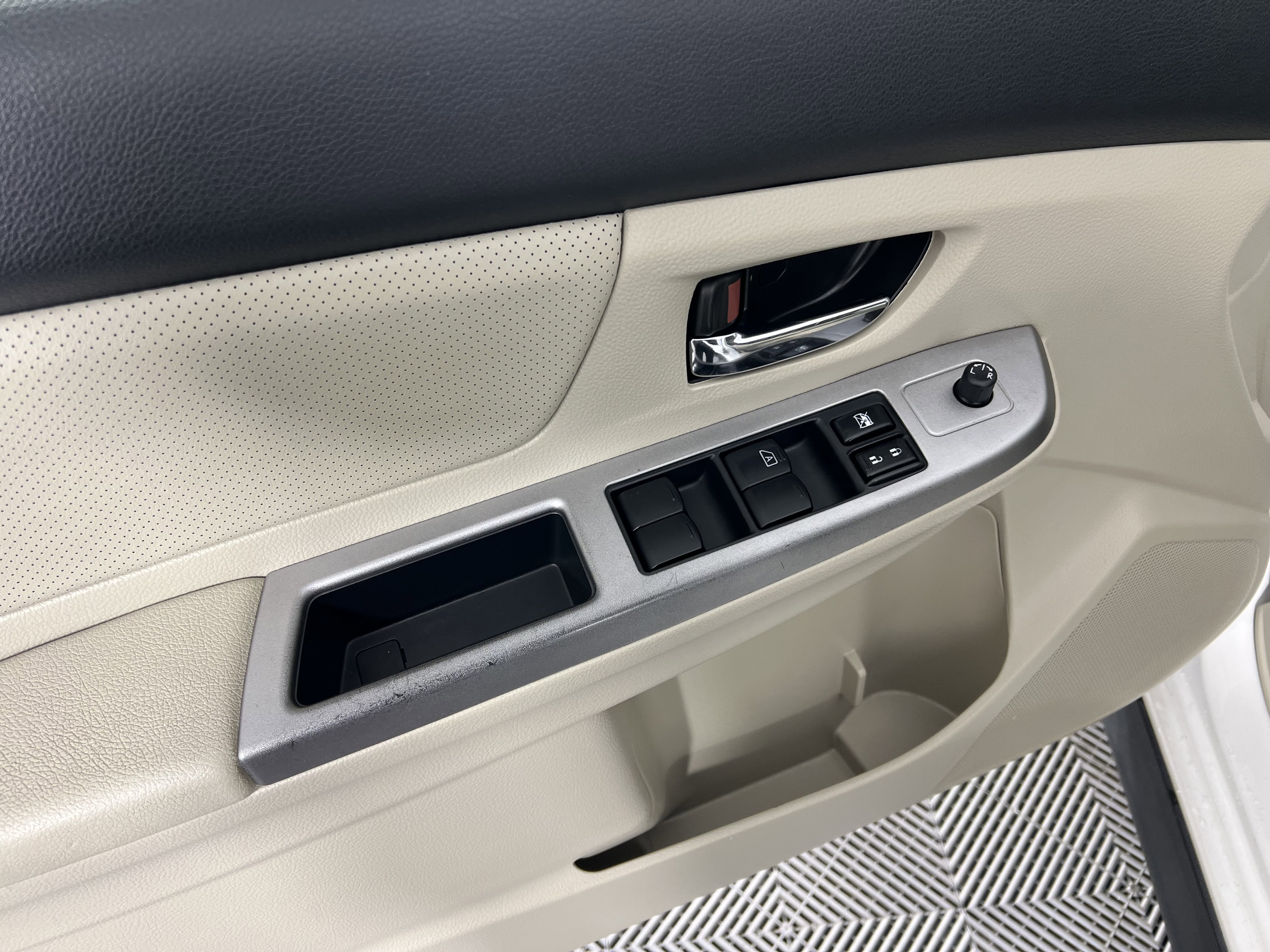 Used 2014 Subaru Crosstrek Touring image 18