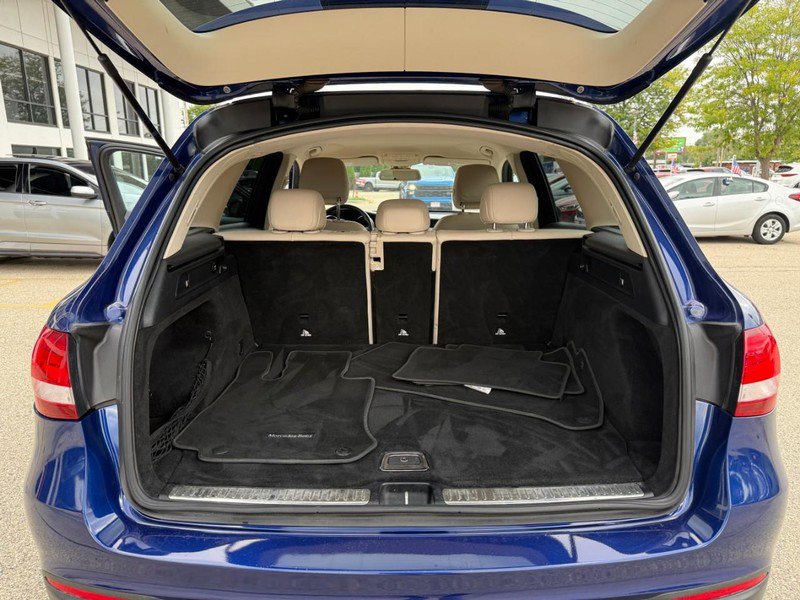 Used 2017 Mercedes-Benz GLC 300 w/ Premium 1 Package image 13