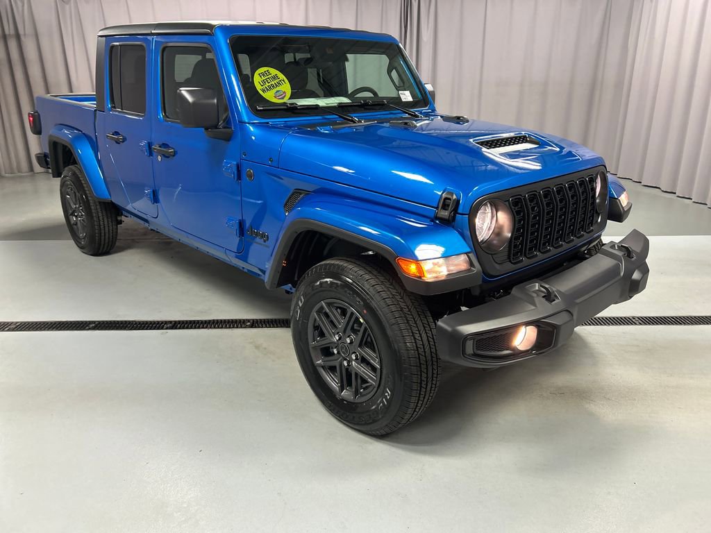 New 2025 Jeep Gladiator Sport