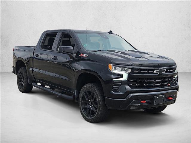 Used 2025 Chevrolet Silverado 1500 LT Trail Boss w/ Convenience Package II image 3