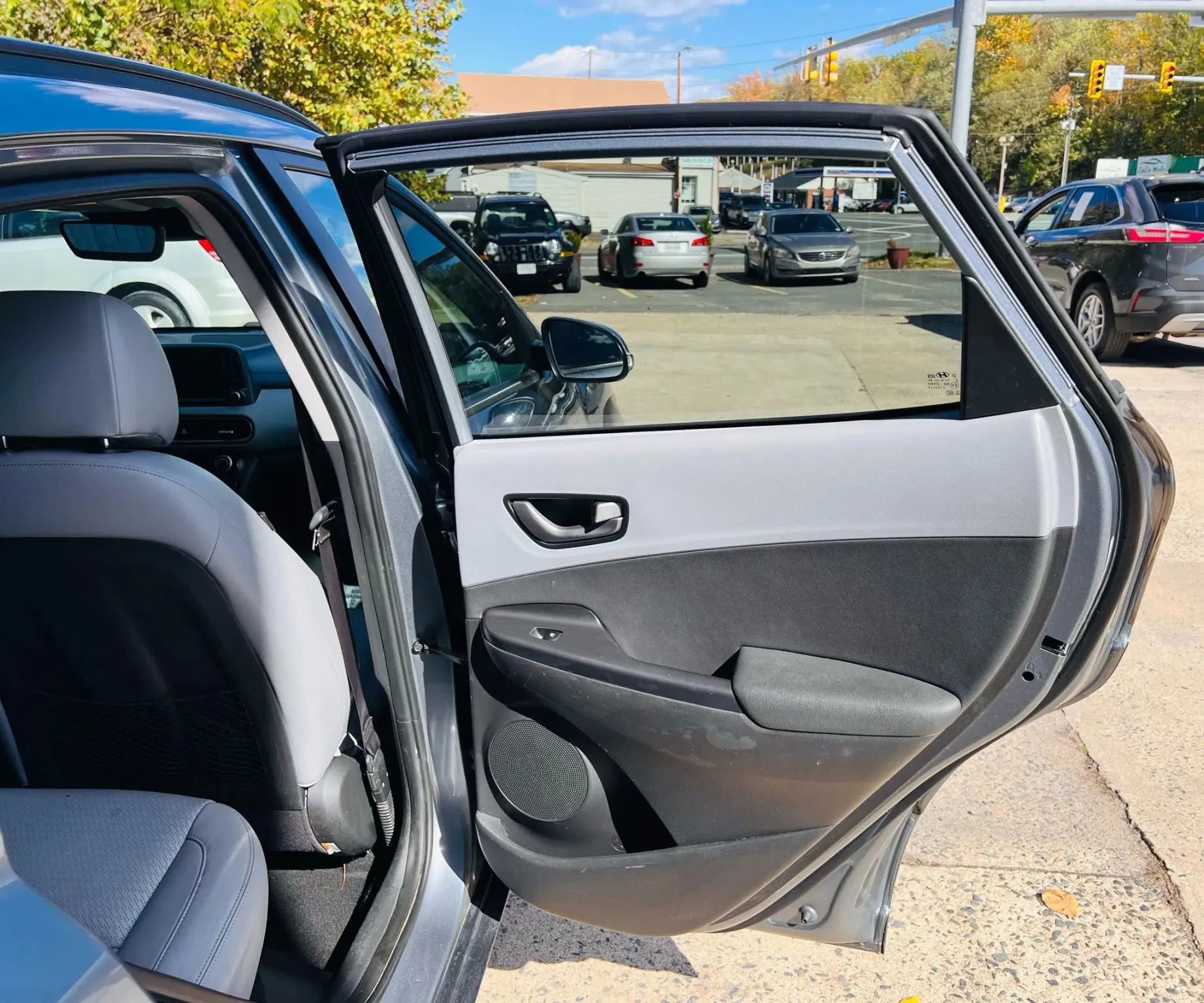 Used 2020 Hyundai Kona Ultimate image 17