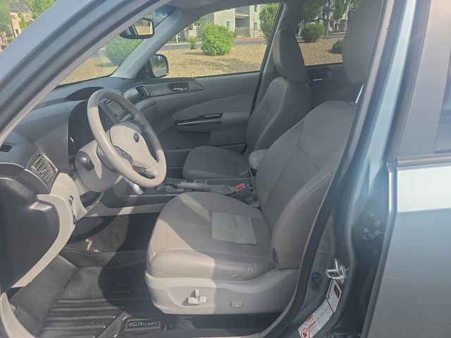 Used 2011 Subaru Forester 2.5X Limited AWD/4WD image 12