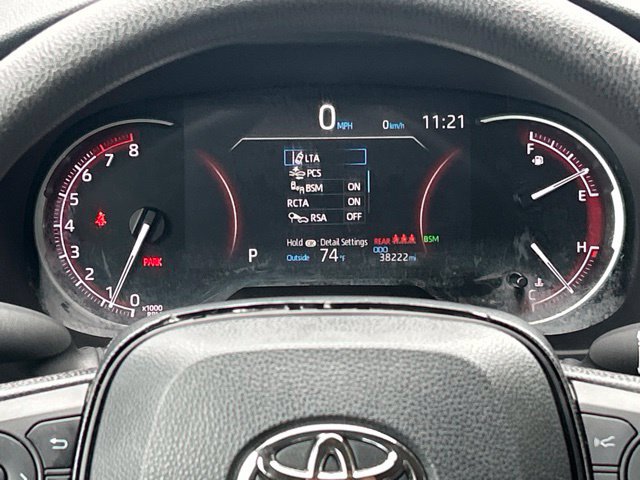 Used 2025 Toyota RAV4 XLE AWD/4WD image 61