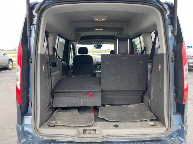 Used 2022 Ford Transit Connect XLT image 16