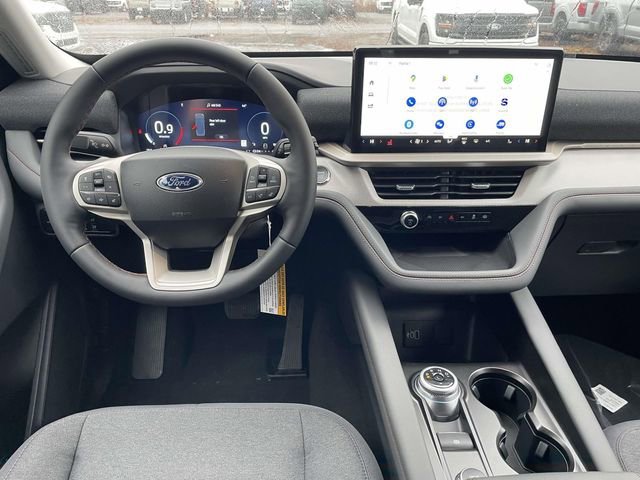 New 2026 Ford Explorer Active RWD image 4