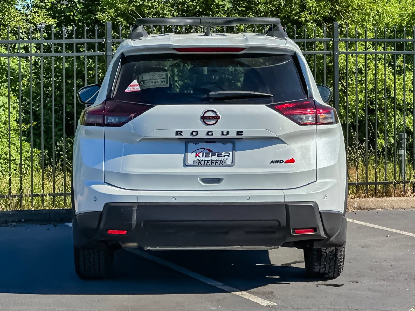 Used 2026 Nissan Rogue SV AWD/4WD image 4