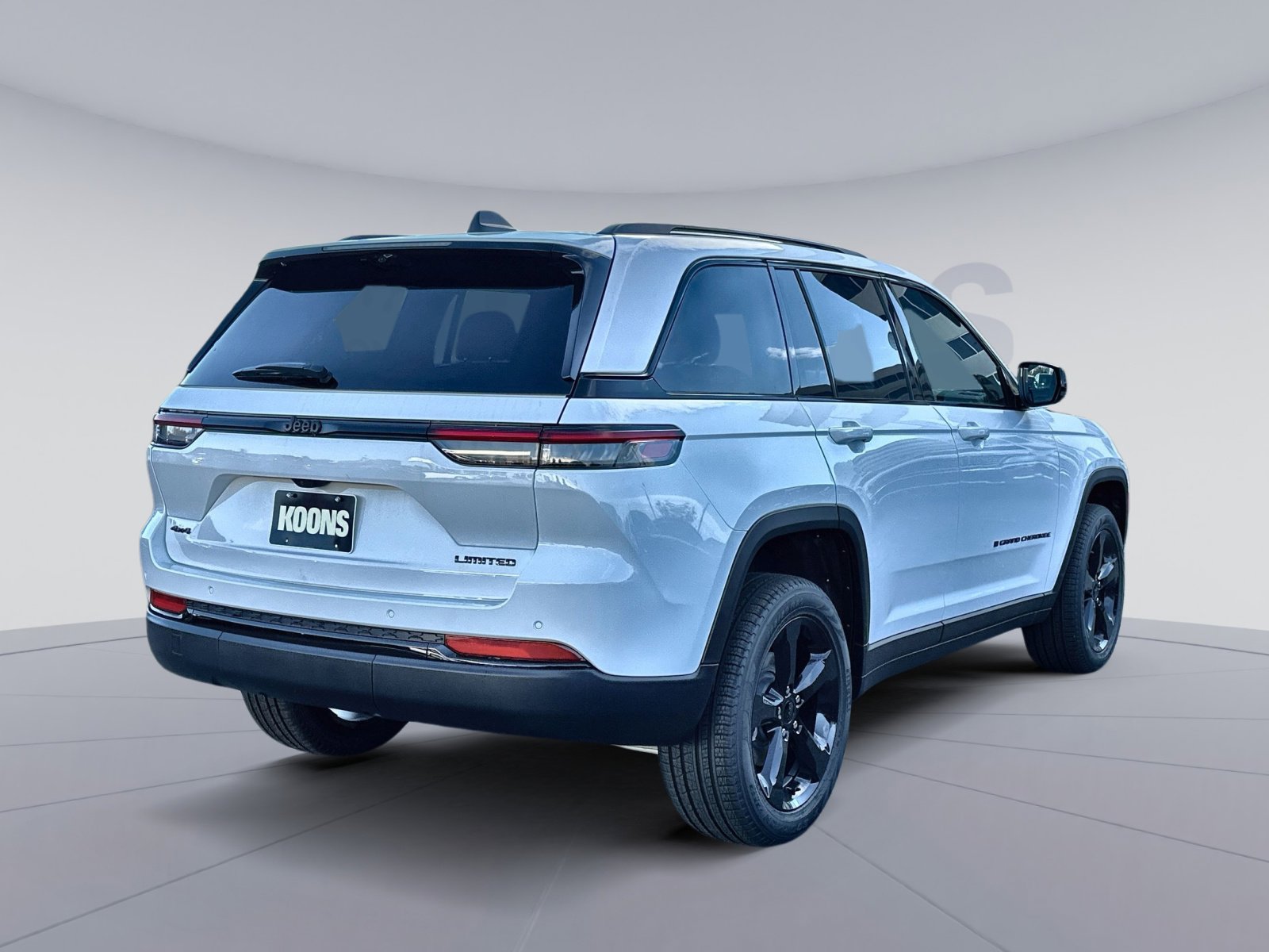 New 2025 Jeep Grand Cherokee Limited w/ Luxury Tech Group II image 7
