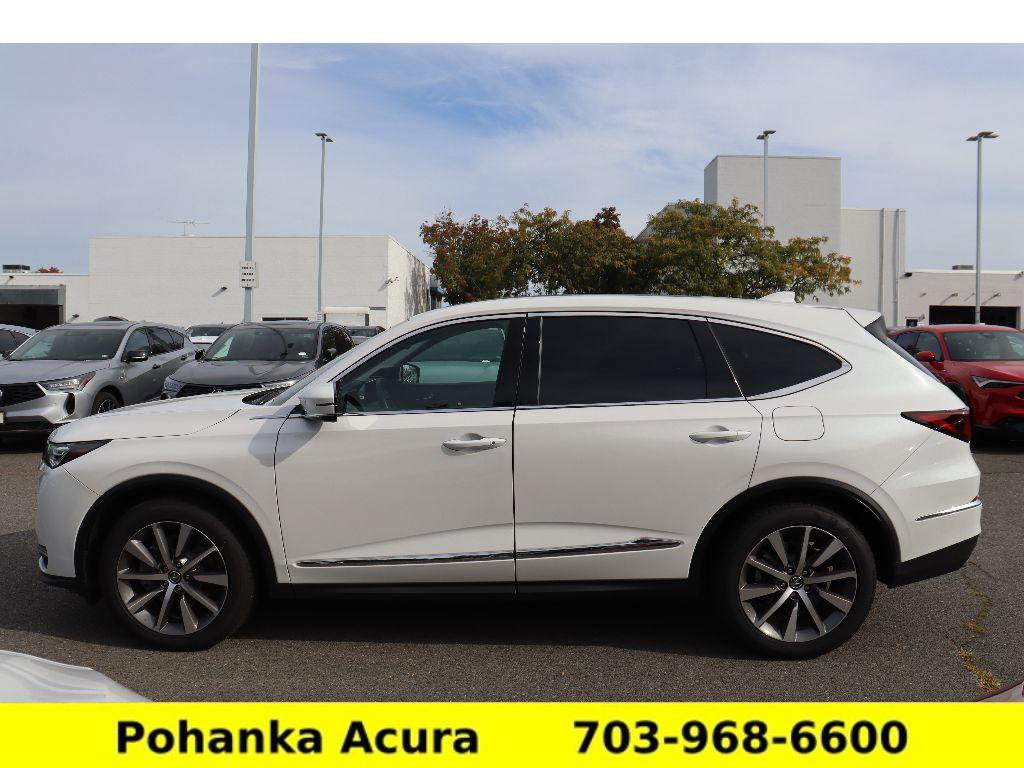 Used 2025 Acura MDX SH-AWD w/ Technology Package image 4