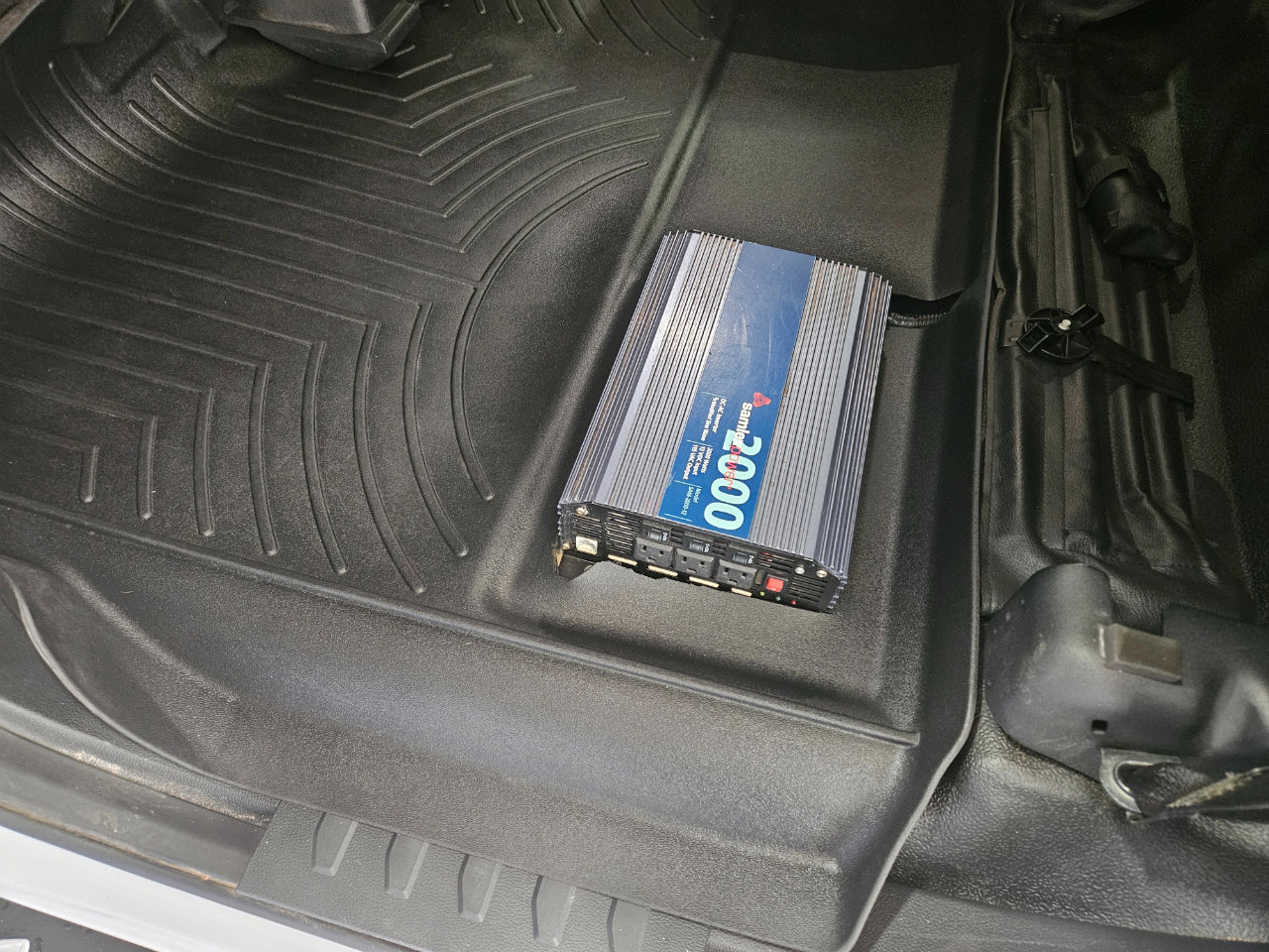 Used 2023 Ford F350 XL w/ Snow Plow Prep Package image 25