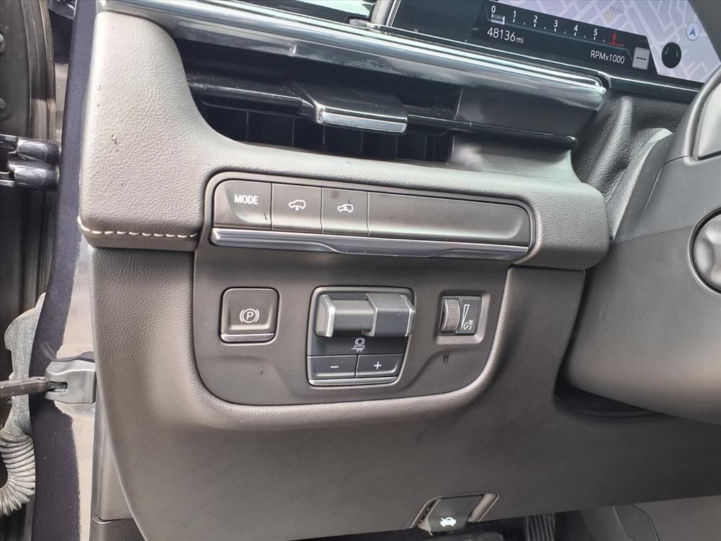 Used 2023 Cadillac Escalade Sport w/ Touring Package RWD image 17