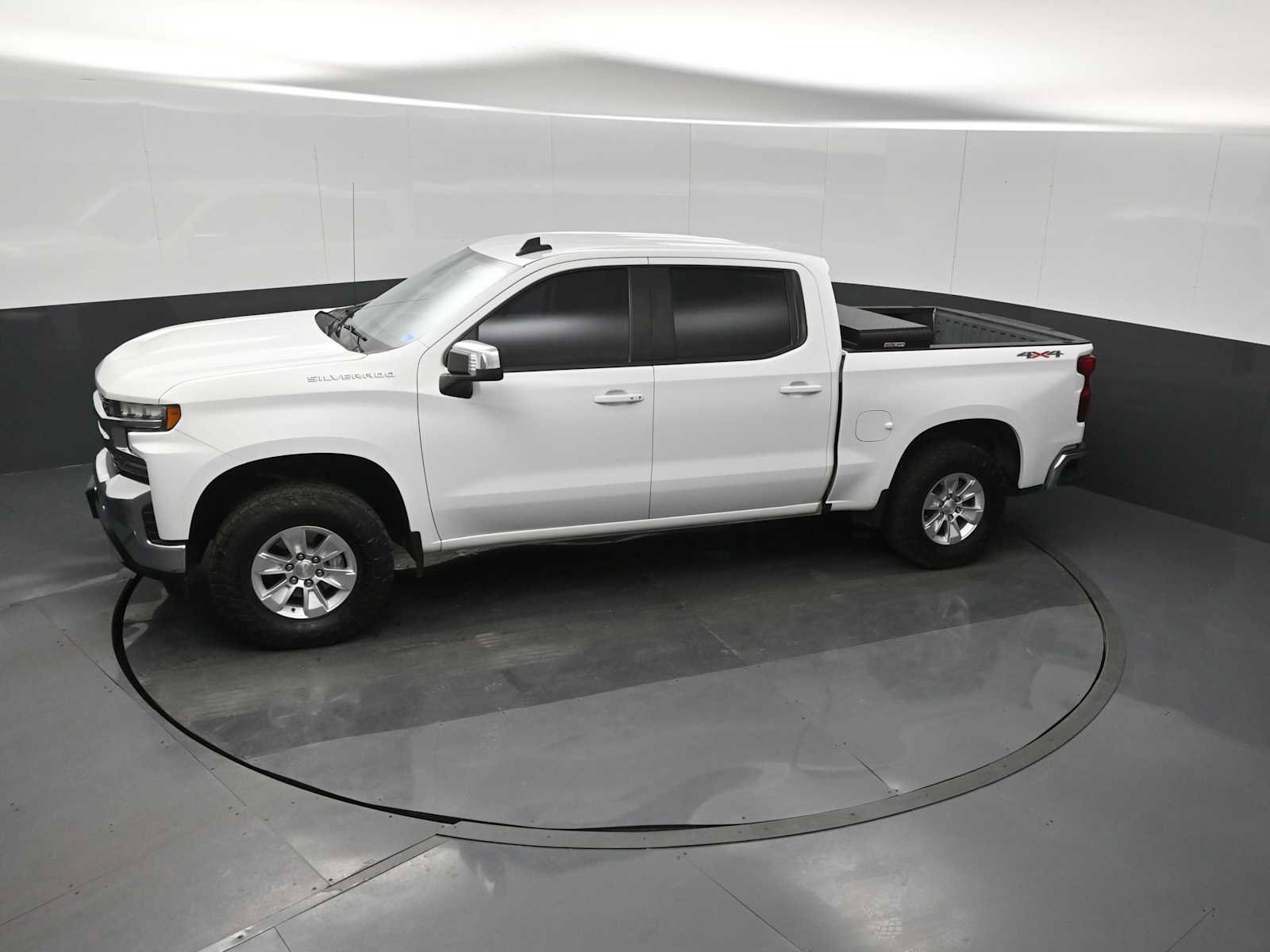 Used 2020 Chevrolet Silverado 1500 LT w/ Convenience Package image 12