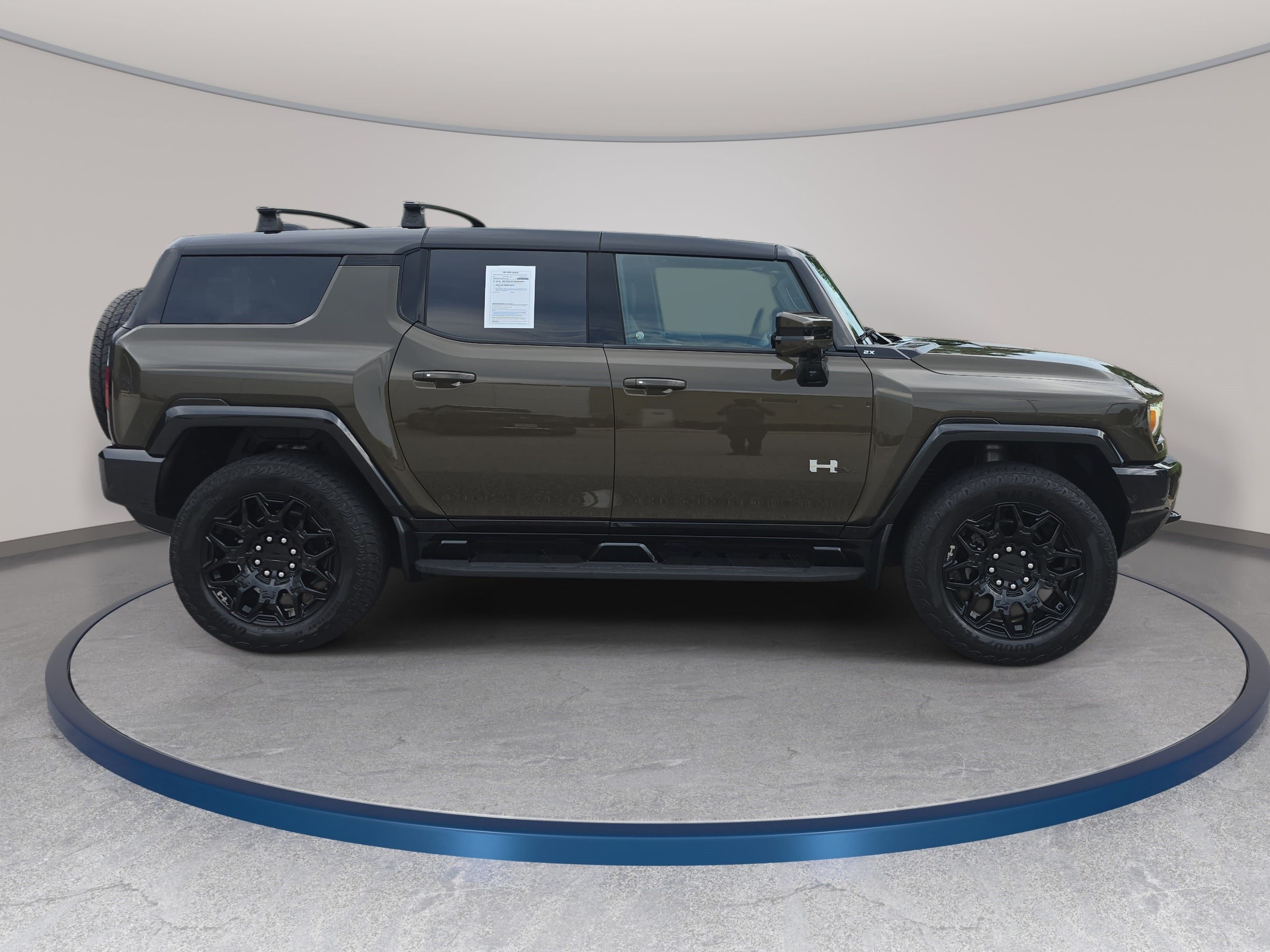 Used 2025 GMC Hummer EV 2X AWD/4WD image 4
