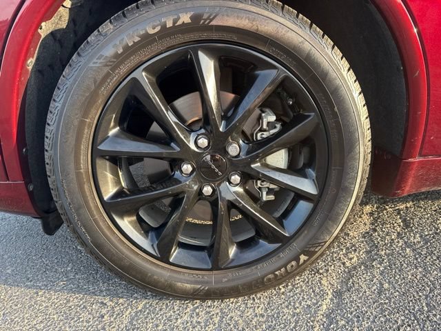 Used 2018 Dodge Durango R/T w/ Technology Group RWD image 30
