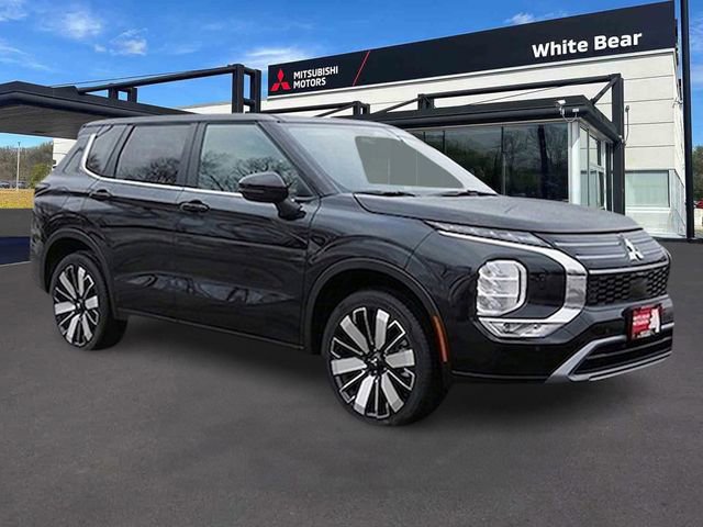 New 2026 Mitsubishi Outlander SE image 1