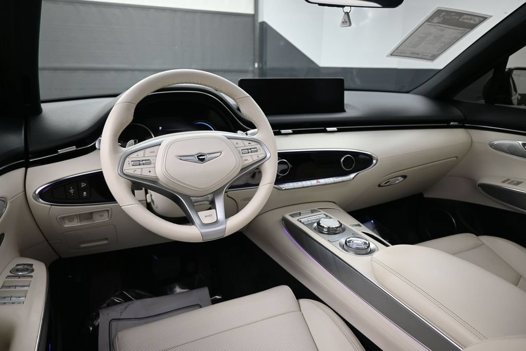 Used 2024 Genesis Electrified GV70 AWD/4WD image 27