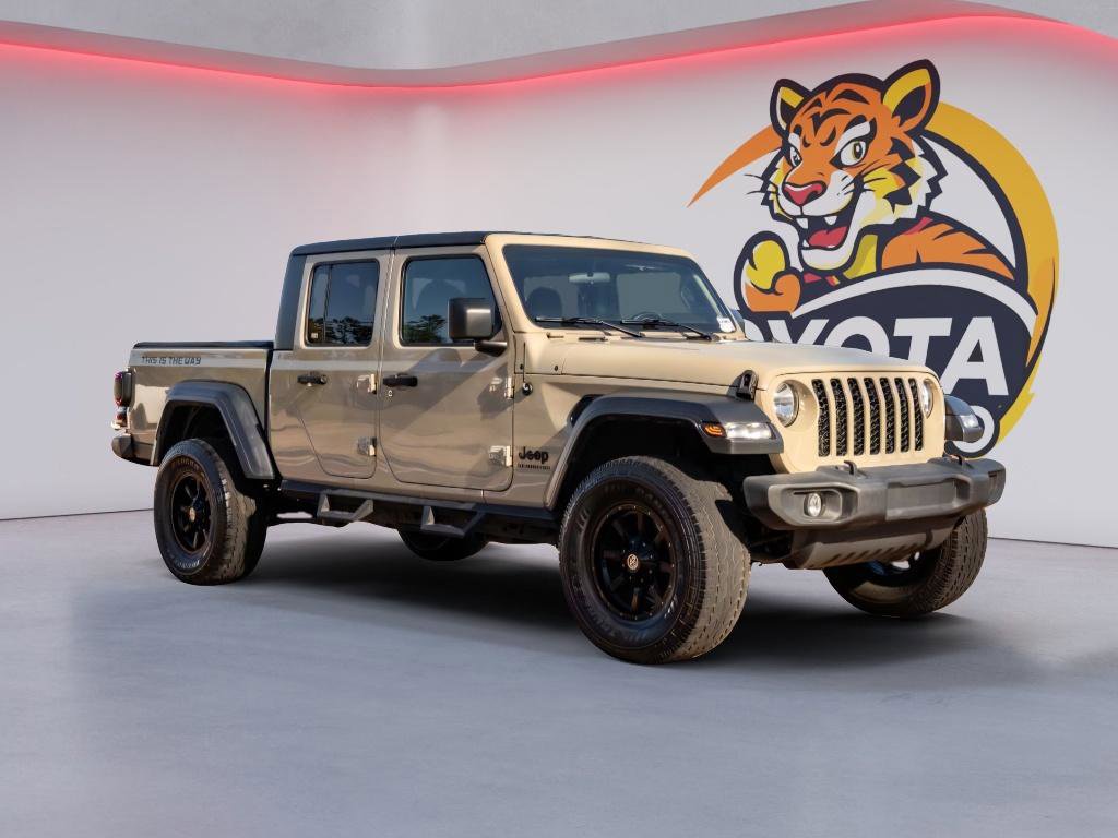 Used 2020 Jeep Gladiator Sport w/ Quick Order Package 24S image 3