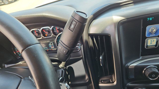 Used 2015 Chevrolet Silverado 1500 LT w/ LT Convenience Package RWD image 15