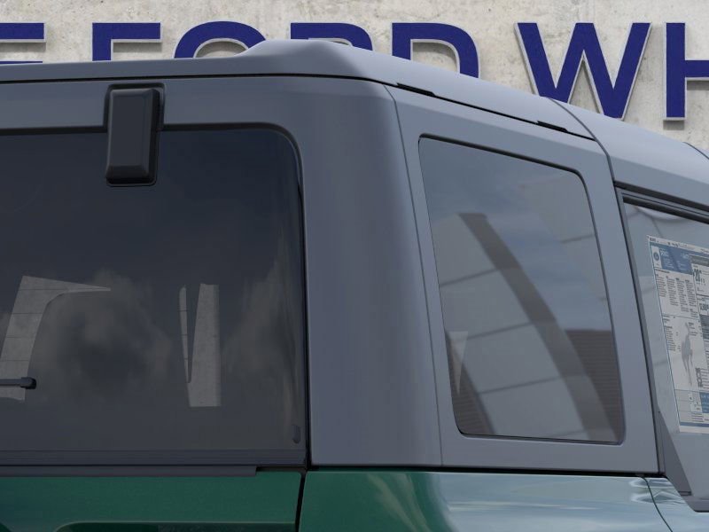 New 2025 Ford Bronco 4-Door image 38