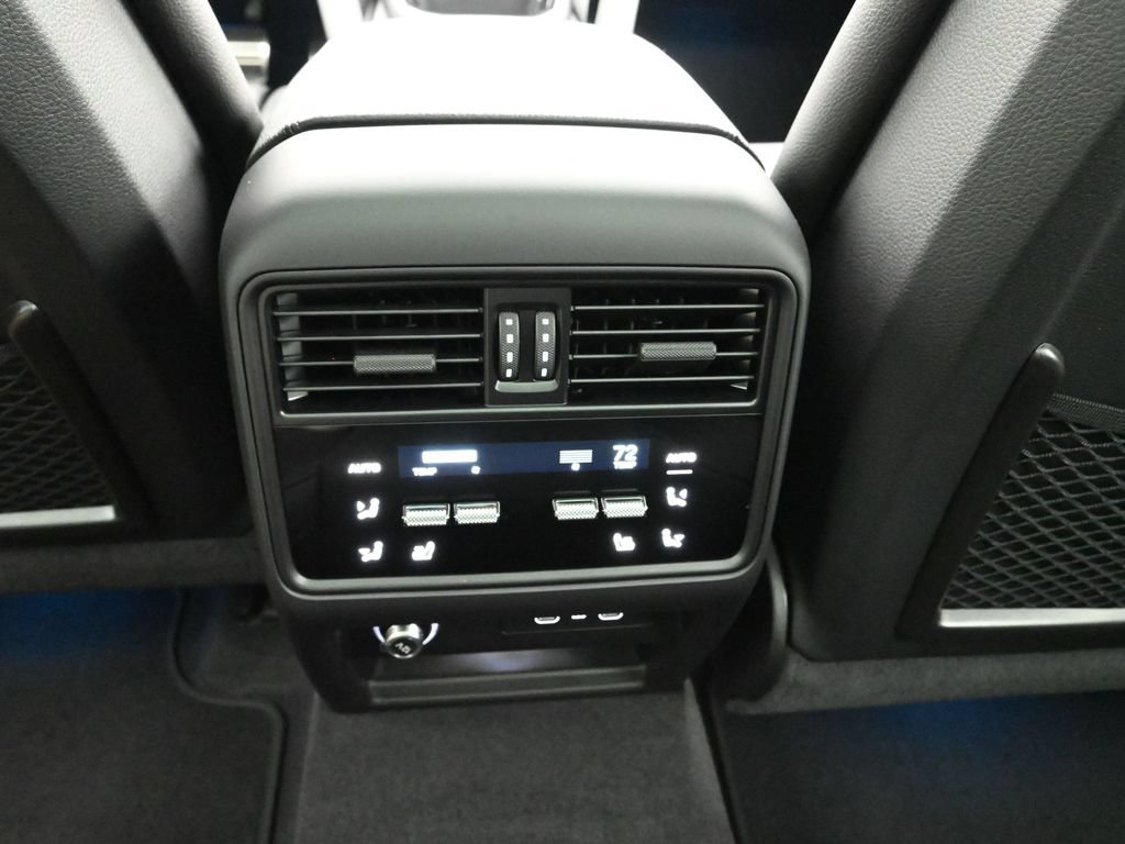 New 2026 Porsche Cayenne S AWD/4WD image 17