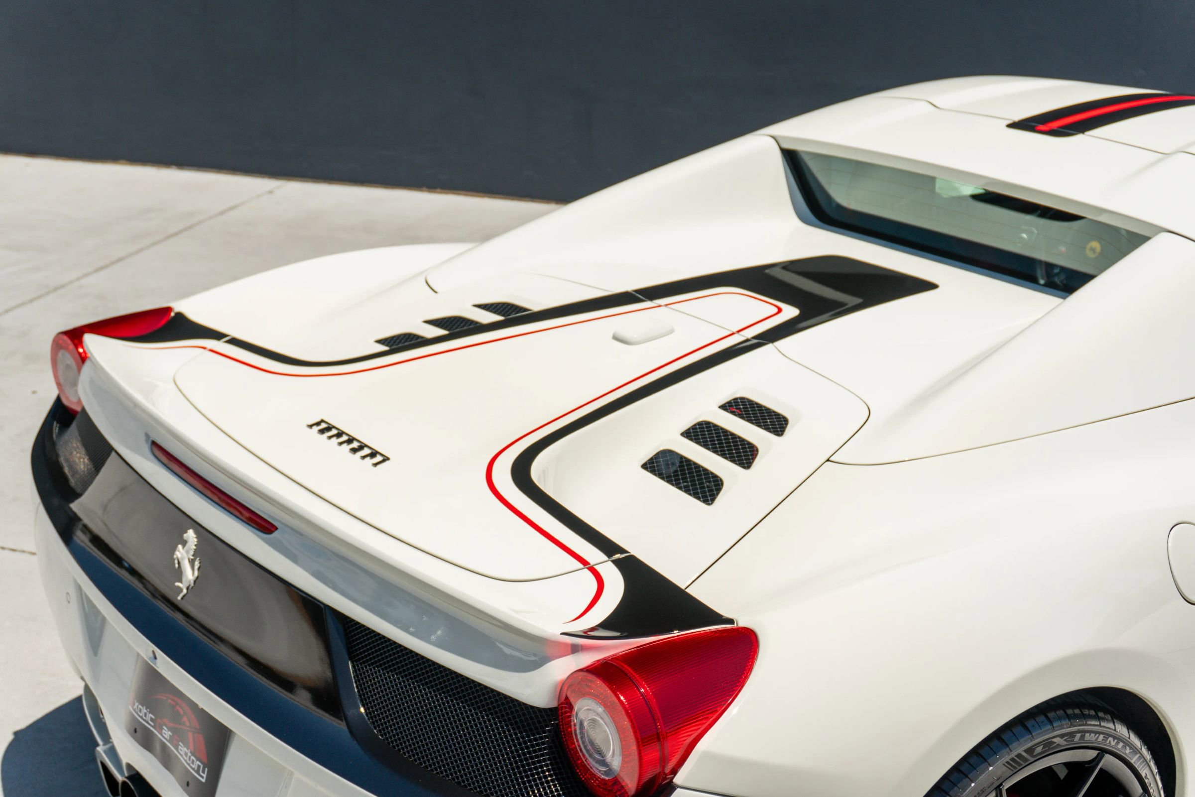 Used 2014 Ferrari 458 Spider RWD image 46