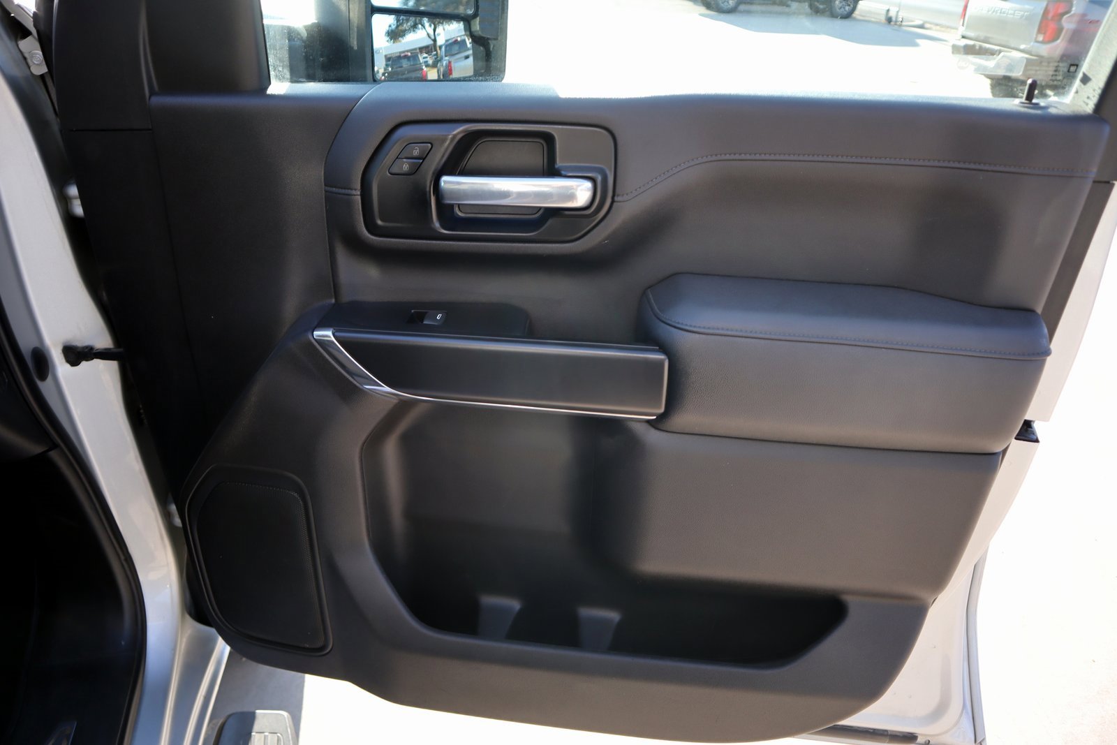 Used 2023 GMC Sierra 2500 SLE image 14