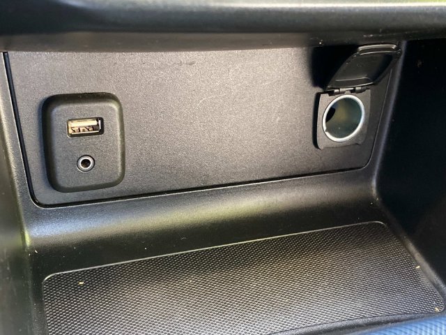 Used 2017 Chevrolet Colorado Z71 AWD/4WD image 27