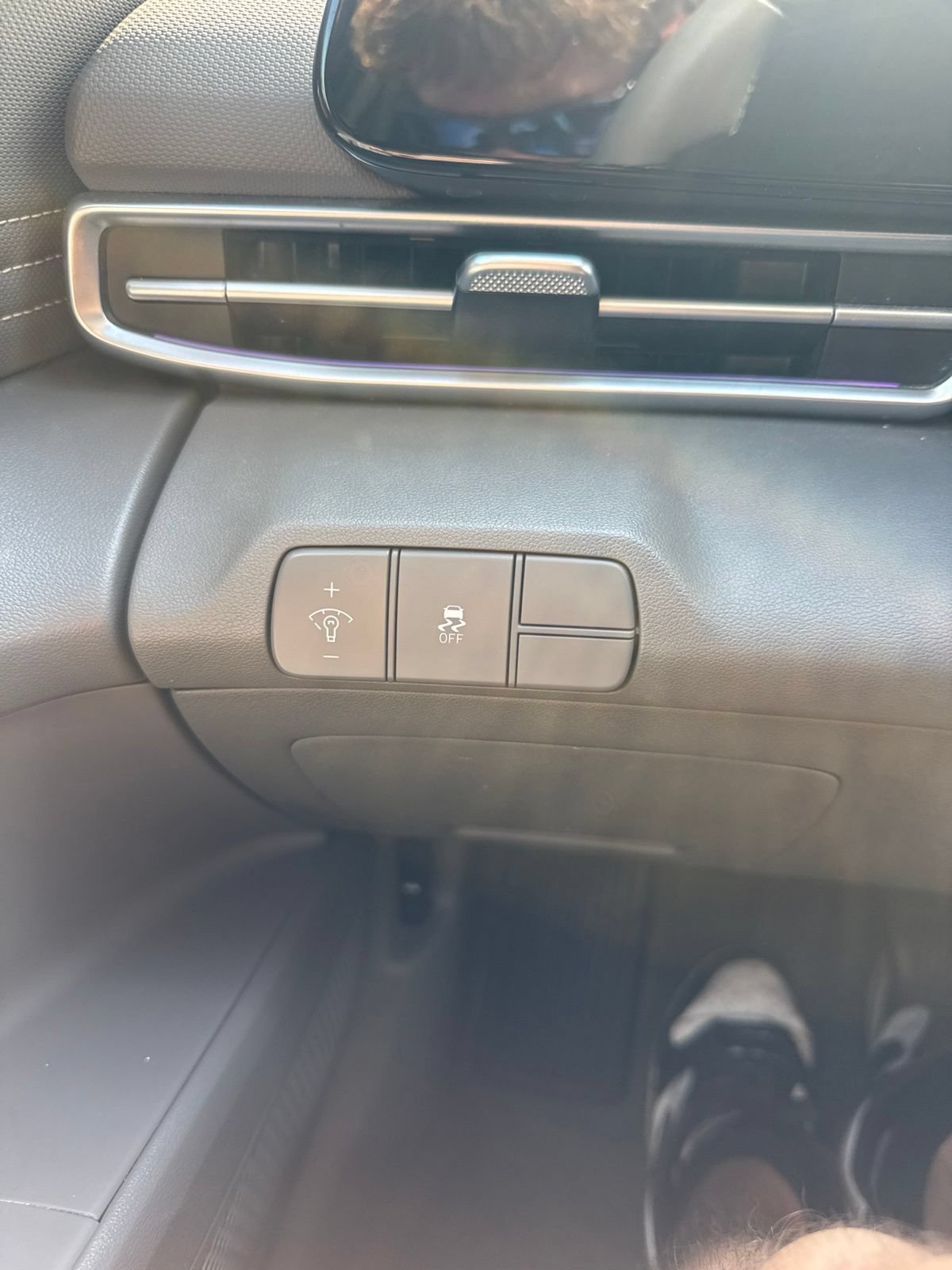 Used 2025 Hyundai Elantra SEL FWD image 22