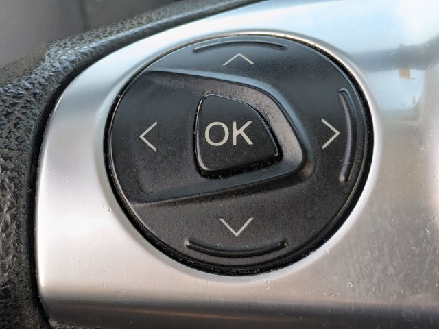 Used 2012 Ford Focus SE FWD image 13
